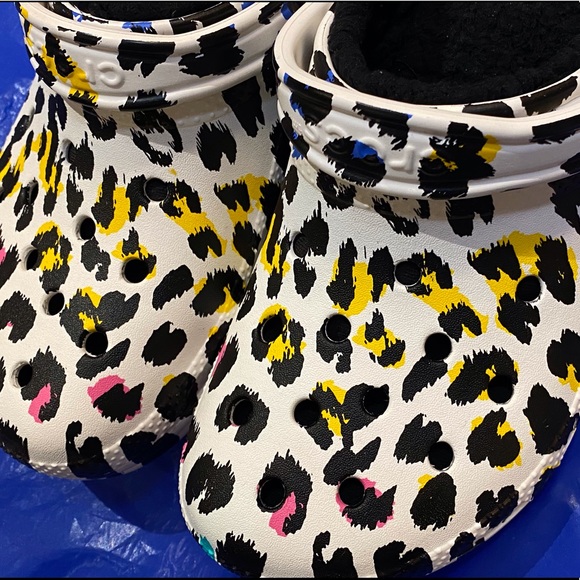 CROCS Shoes - Classic Lined Clog